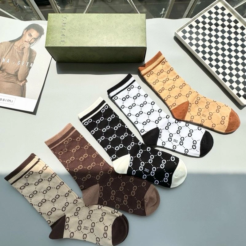 Seasonal Gucci Socks 273774