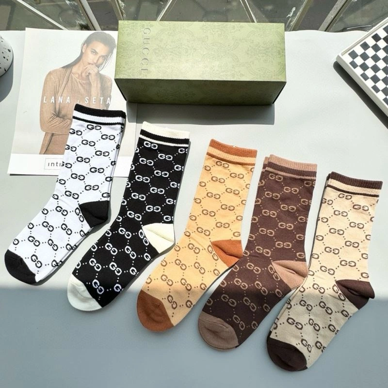 Seasonal Gucci Socks 273774