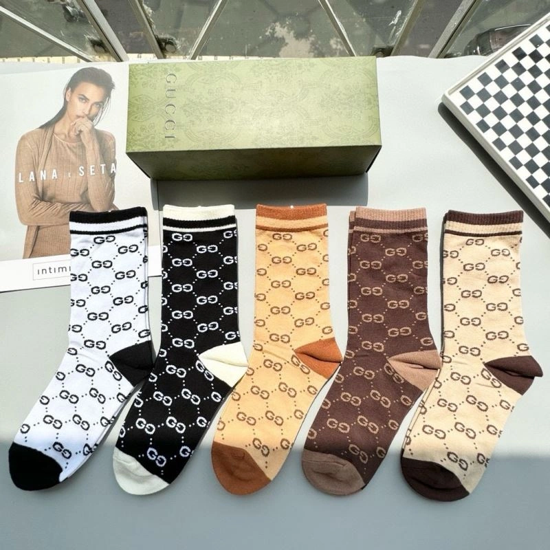 Seasonal Gucci Socks 273774