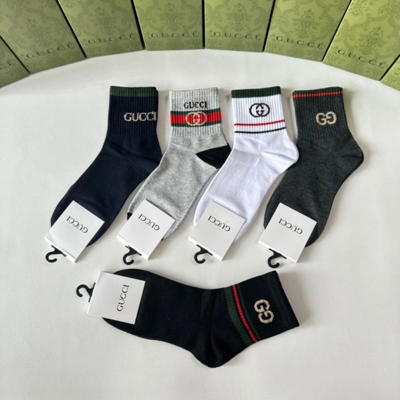 WaterResistant Gucci Socks 273752