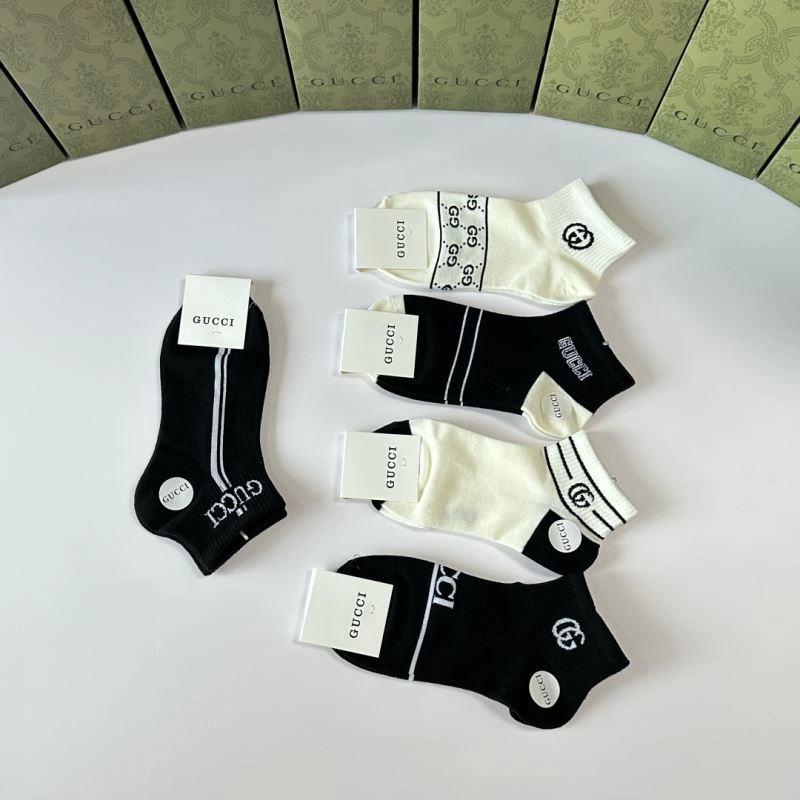 Gucci Socks Sporty 273705