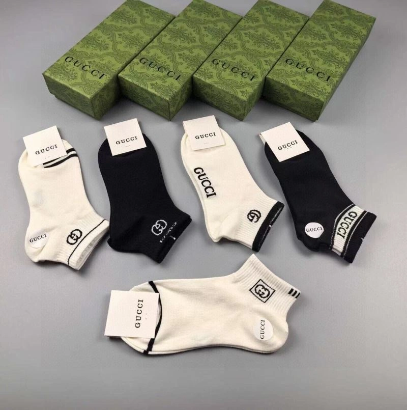 Gucci Socks Bold 273655