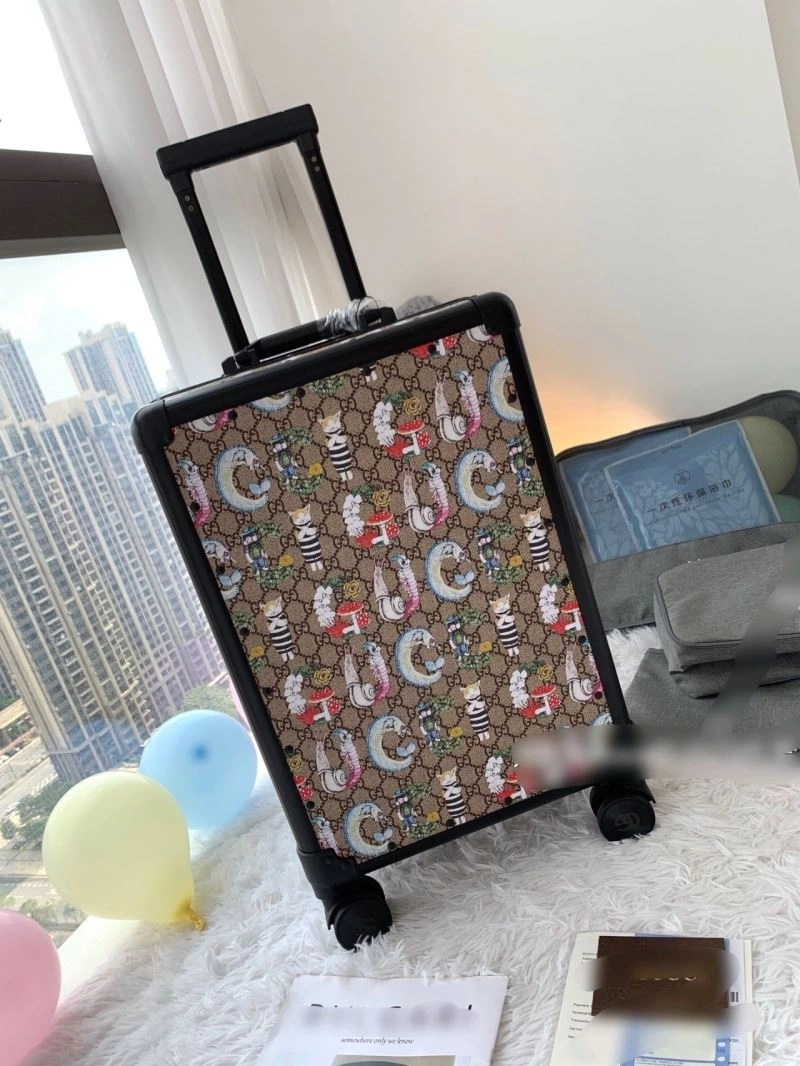 Unique Gucci Suitcase 65654