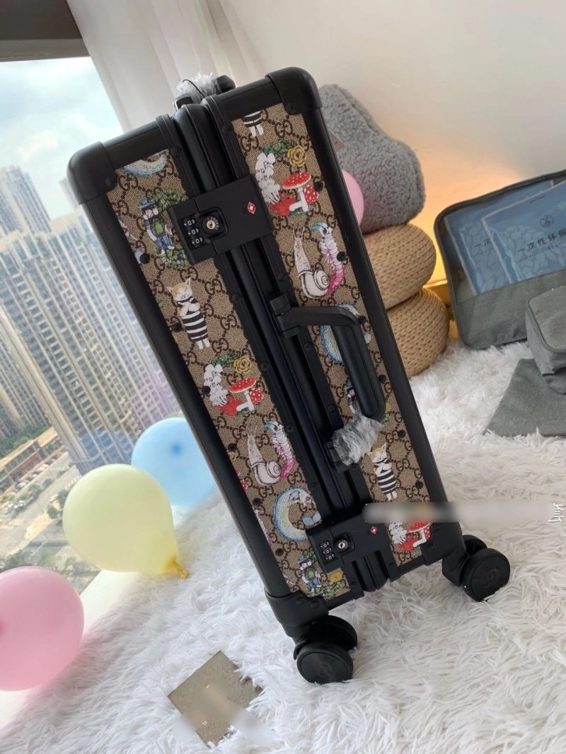 Unique Gucci Suitcase 65654