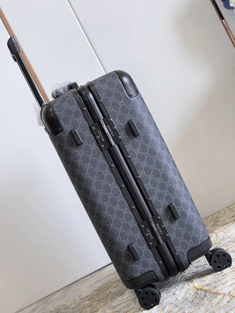 Flexible Gucci Suitcase 65642