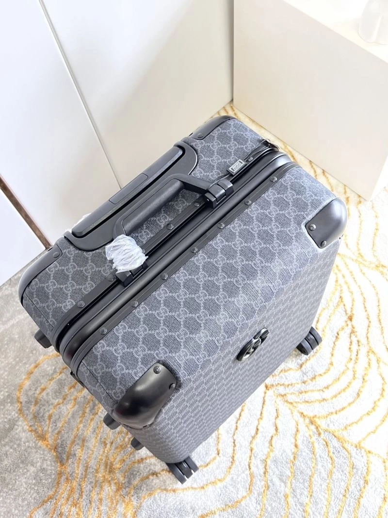 Flexible Gucci Suitcase 65642
