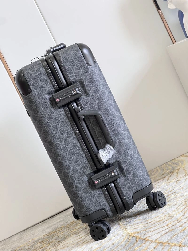 Flexible Gucci Suitcase 65642