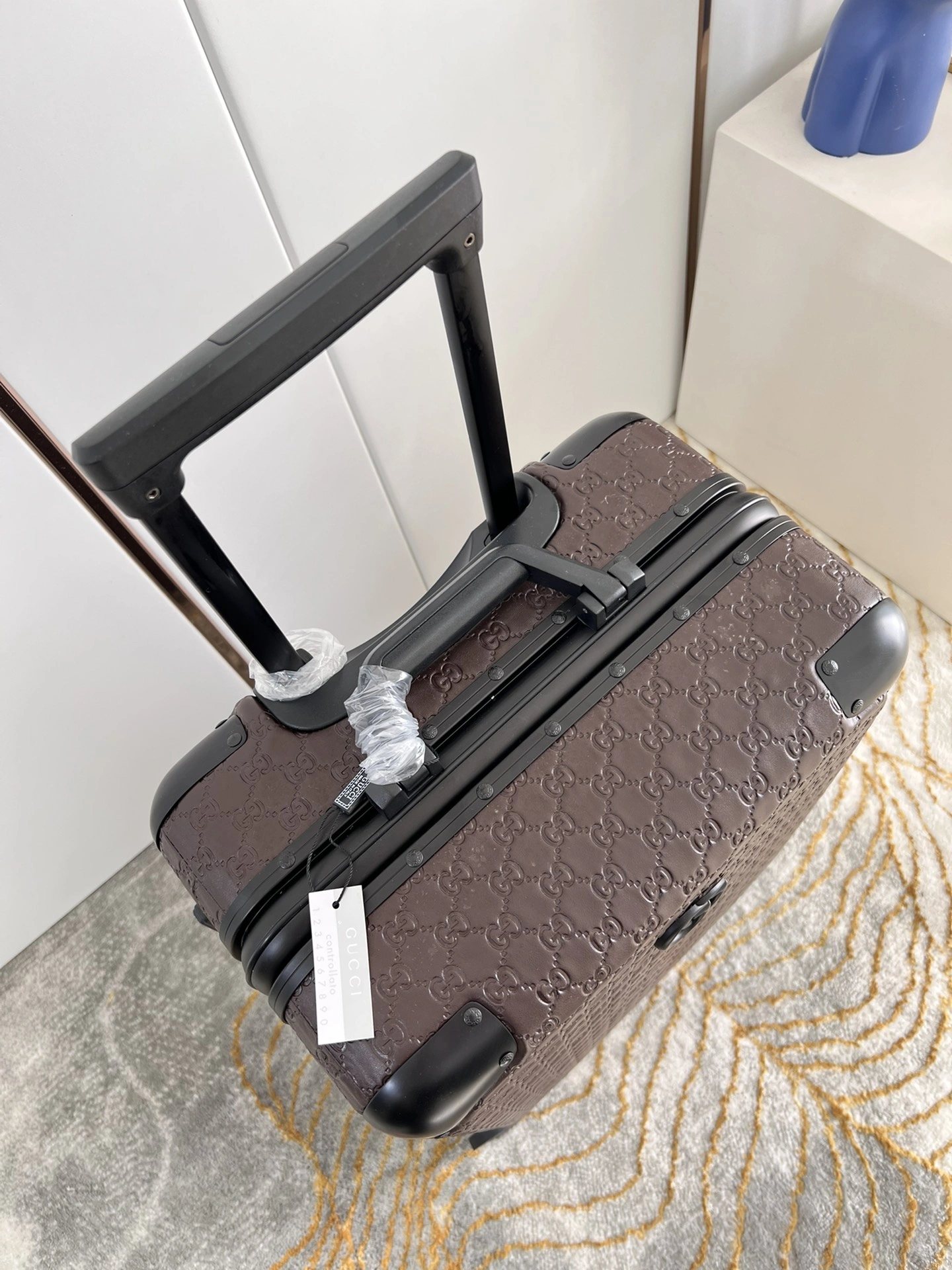 Gucci Suitcase Durable 71781