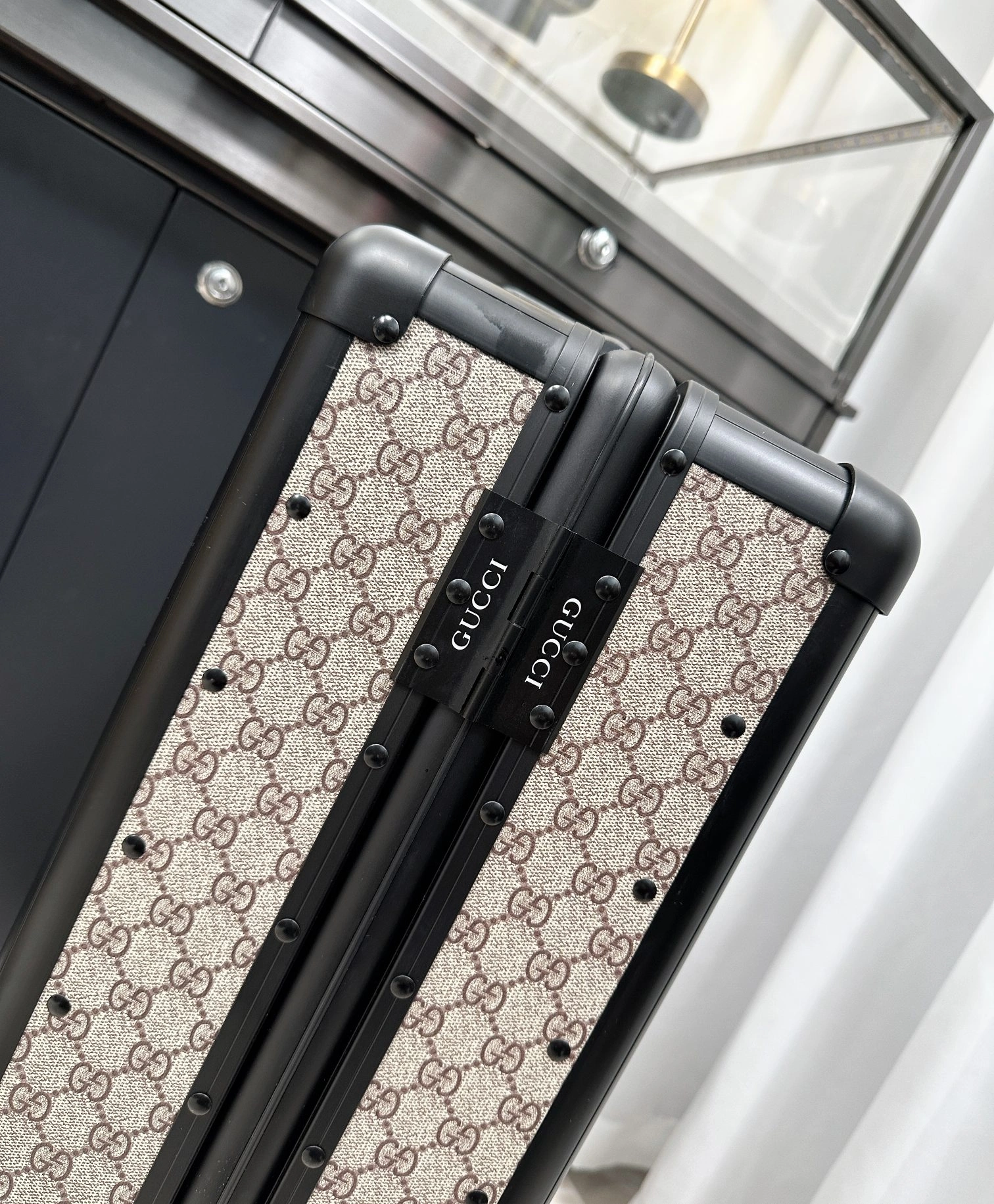 Gucci Suitcase Unisex 71767