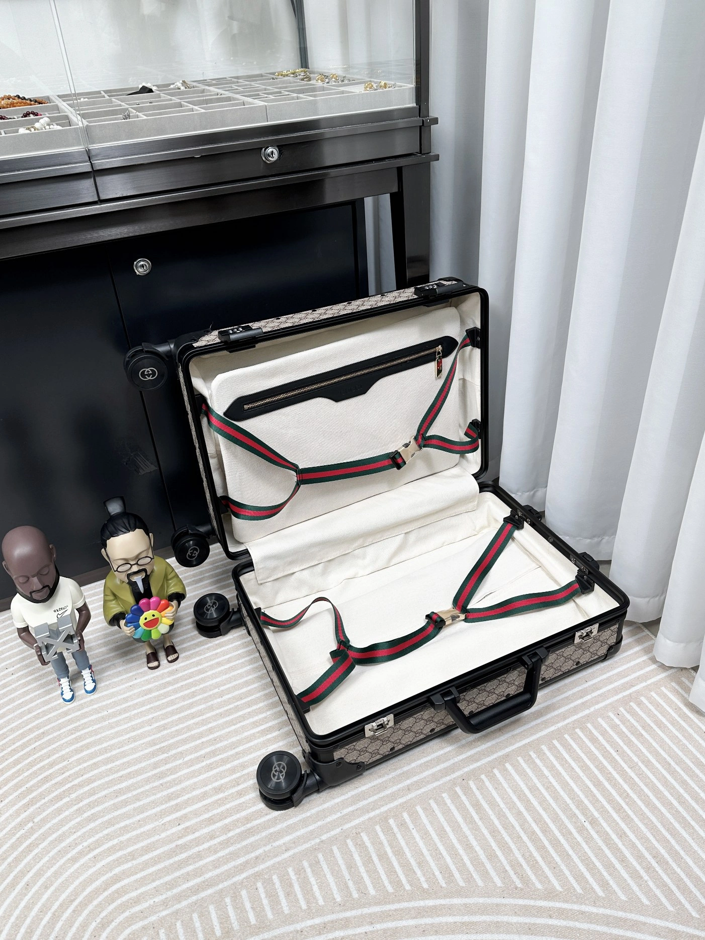 Gucci Suitcase Unisex 71767