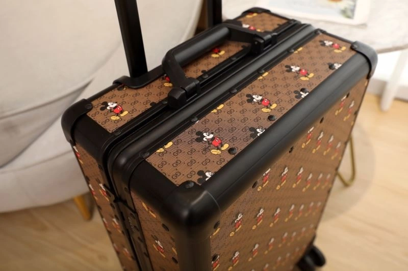 Comfortable Gucci Suitcase 69433