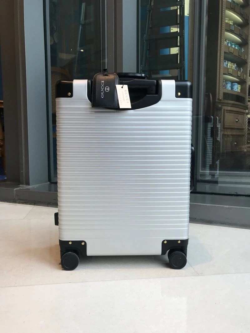ZeroBulk Gucci Suitcase 69315