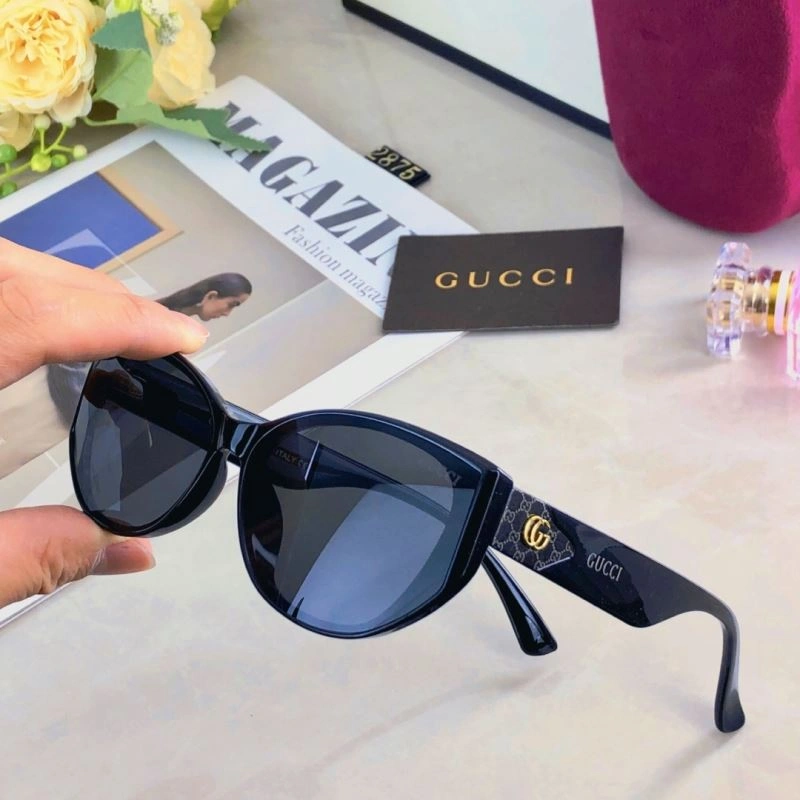Seasonal Gucci Sunglasses 279720