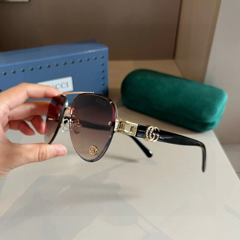 Gucci Sunglasses Bright 279718
