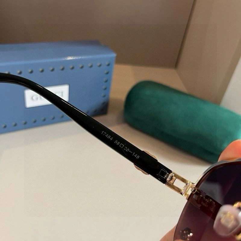 Gucci Sunglasses Bright 279718