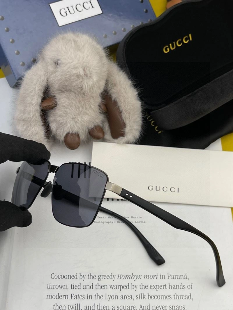 Gucci Sunglasses SmoothTexture 279736