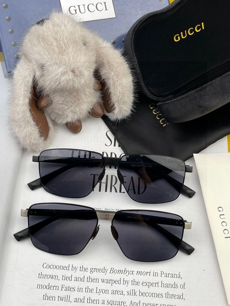 Gucci Sunglasses SmoothTexture 279736