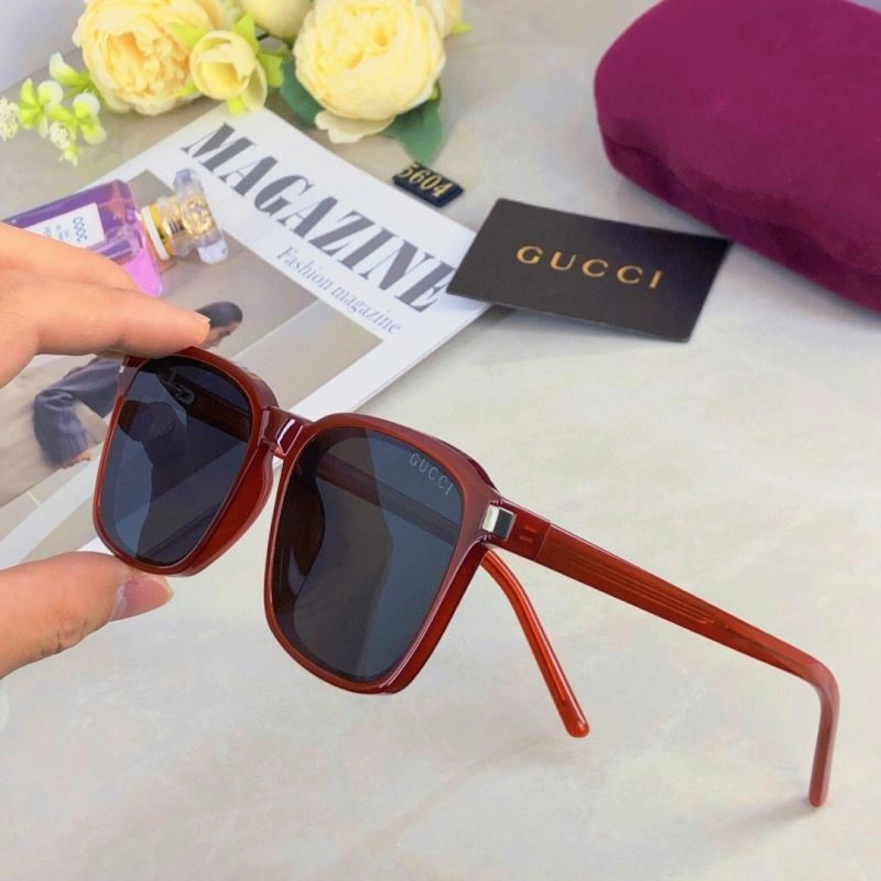 Gucci Sunglasses ComfortFit 279725