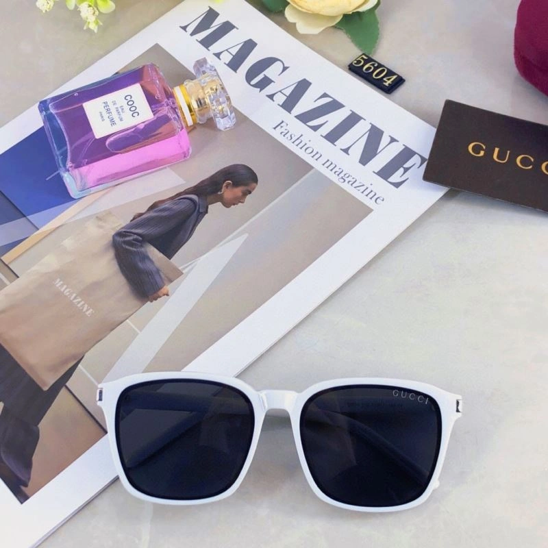Gucci Sunglasses ComfortFit 279725