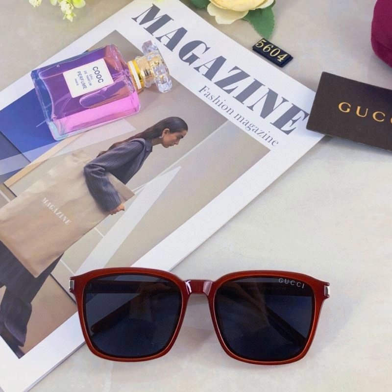 Gucci Sunglasses ComfortFit 279725