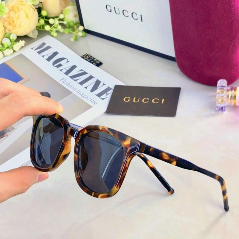 Resilient Gucci Sunglasses 279723