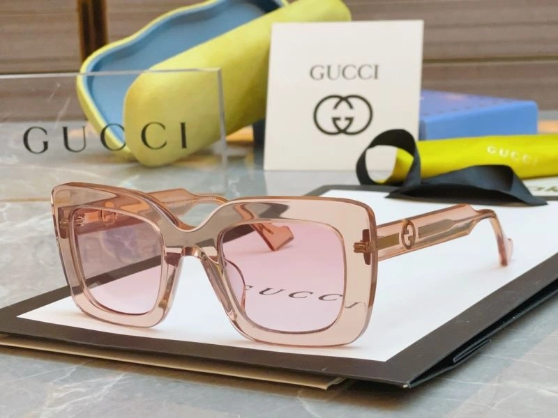 WaterResistant Gucci Sunglasses 279739