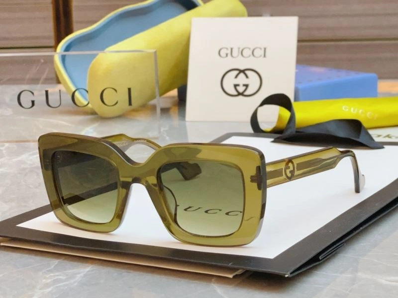 WaterResistant Gucci Sunglasses 279739