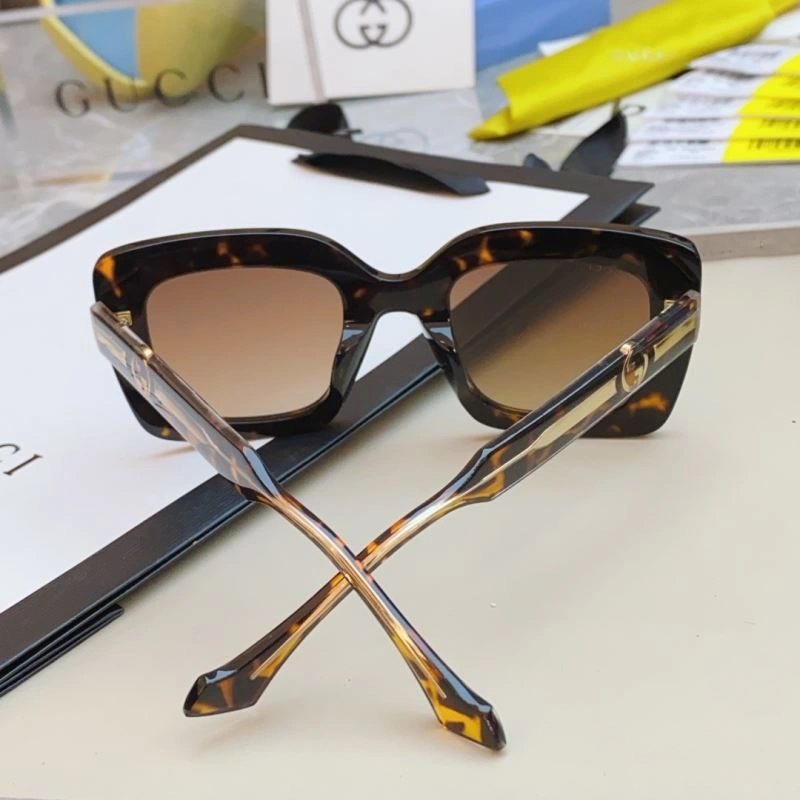 WaterResistant Gucci Sunglasses 279739