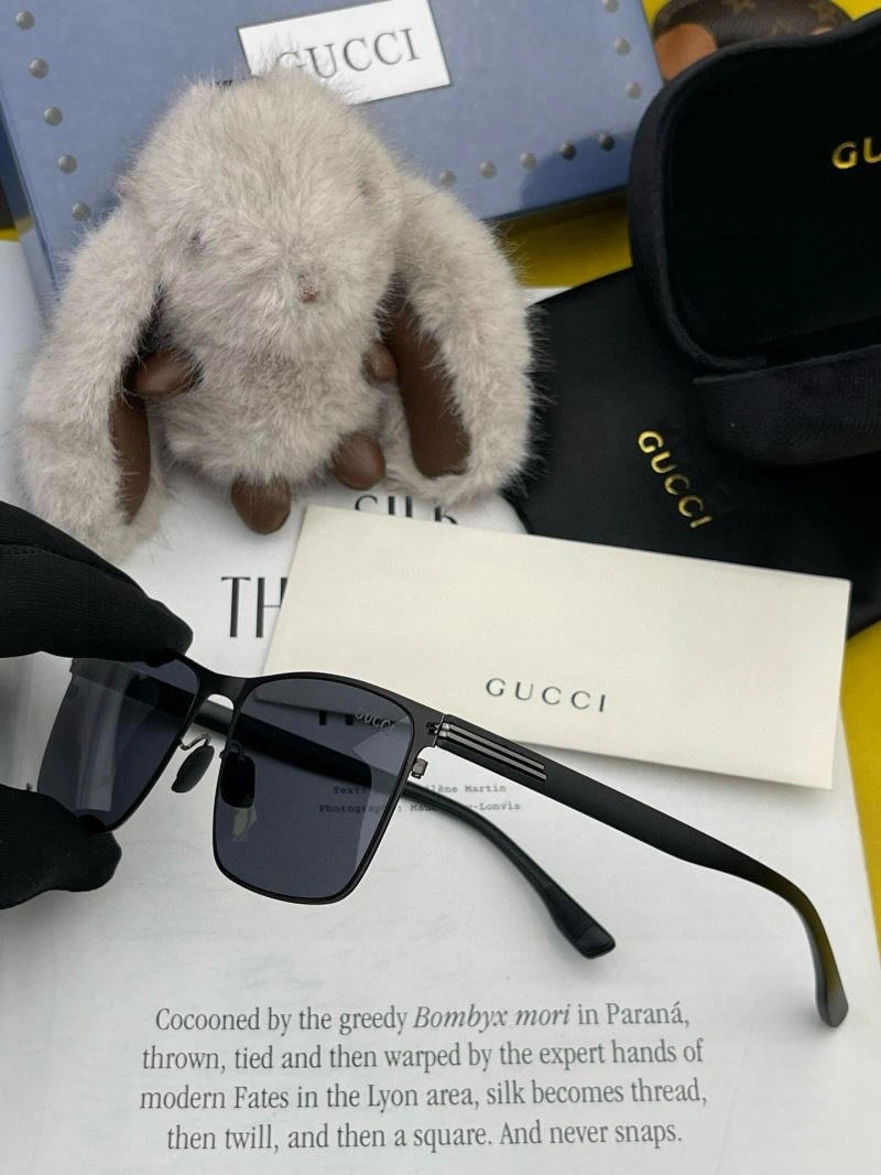 Gucci Sunglasses Chic 279732