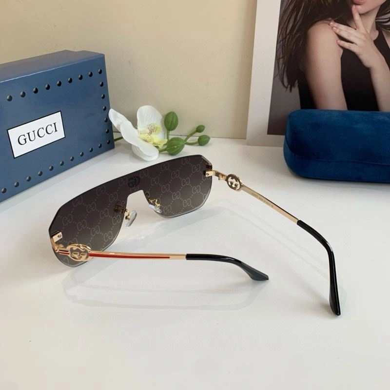 Gucci Sunglasses Lightweight 279707