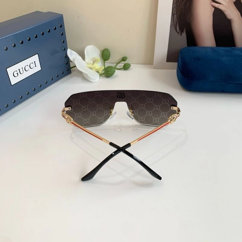 Gucci Sunglasses Lightweight 279707