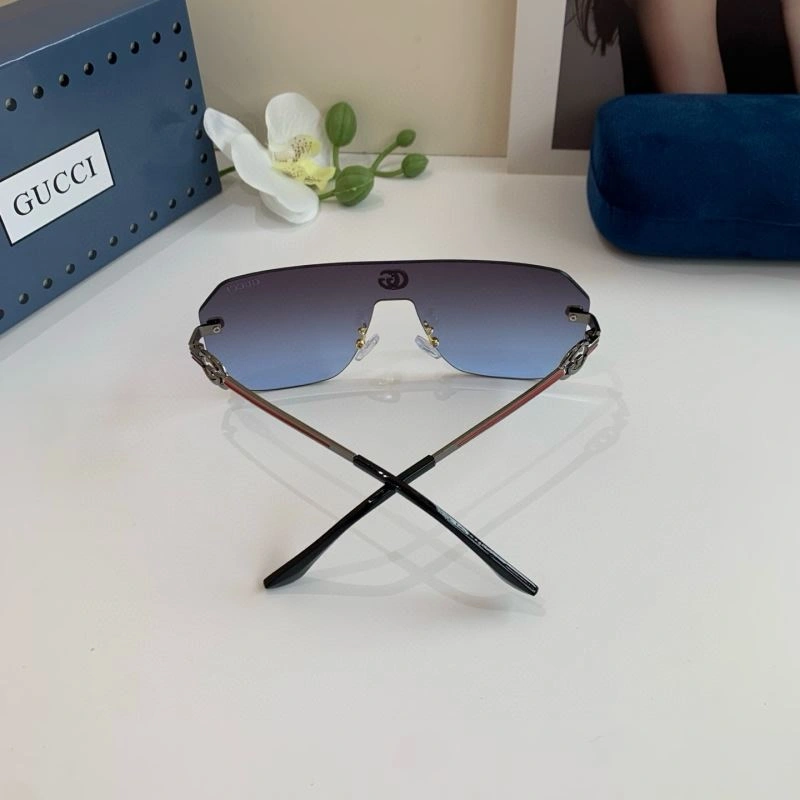 Gucci Sunglasses Refined 279710