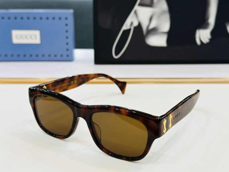 SportInspired Gucci Sunglasses 279703
