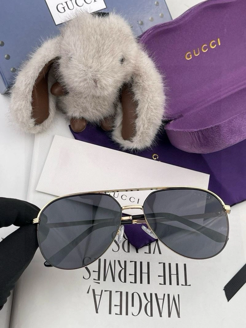 Gucci Sunglasses Modern 279697