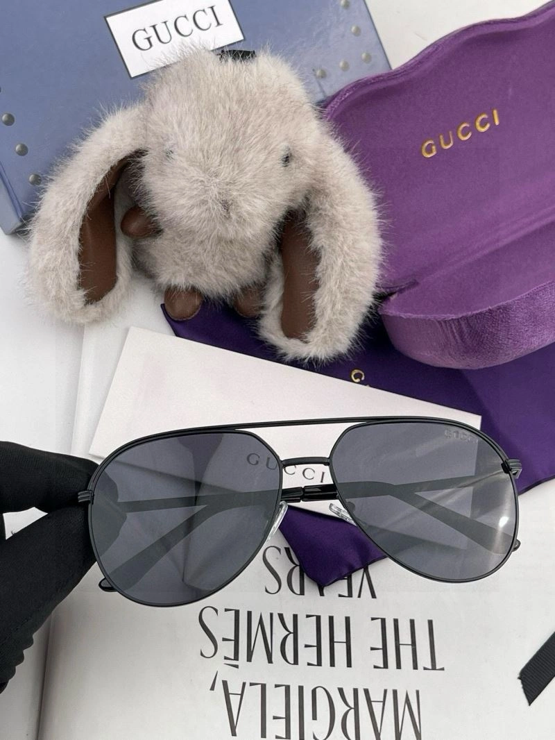 Gucci Sunglasses Modern 279697