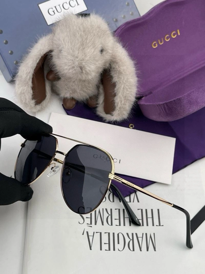 Gucci Sunglasses Modern 279697