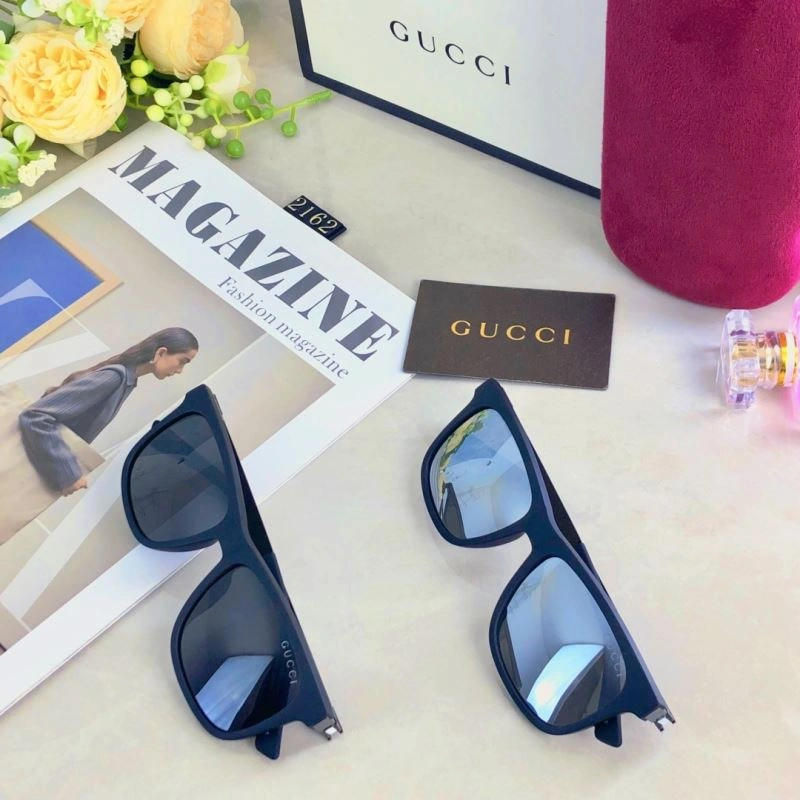 Gucci Sunglasses Compact 279689