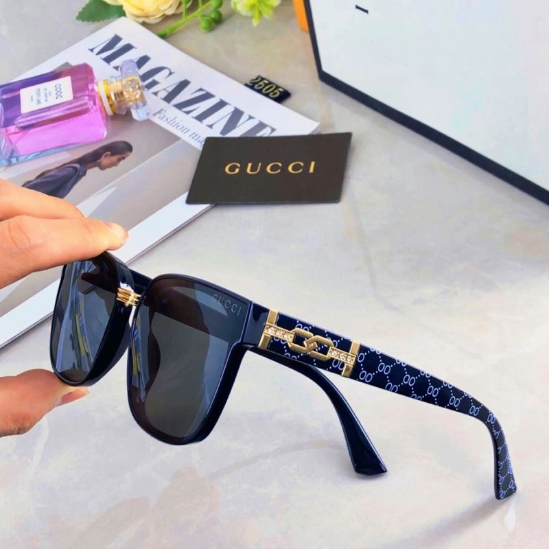 WellDesigned Gucci Sunglasses 279699
