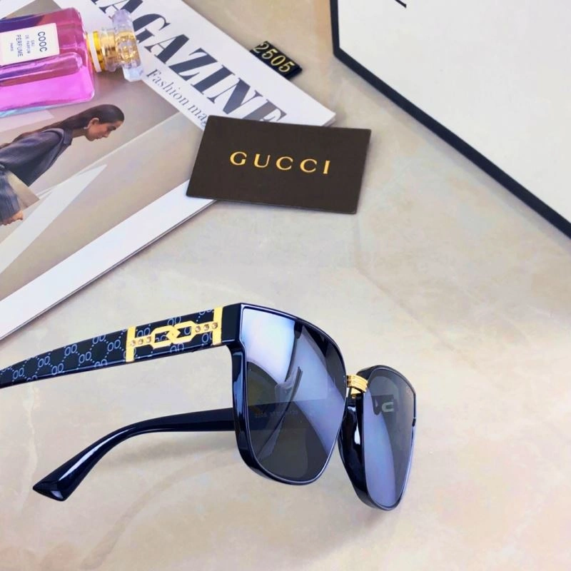 WellDesigned Gucci Sunglasses 279699