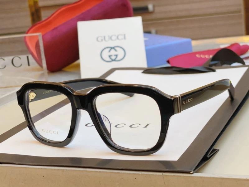 Elegant Gucci Sunglasses 279692