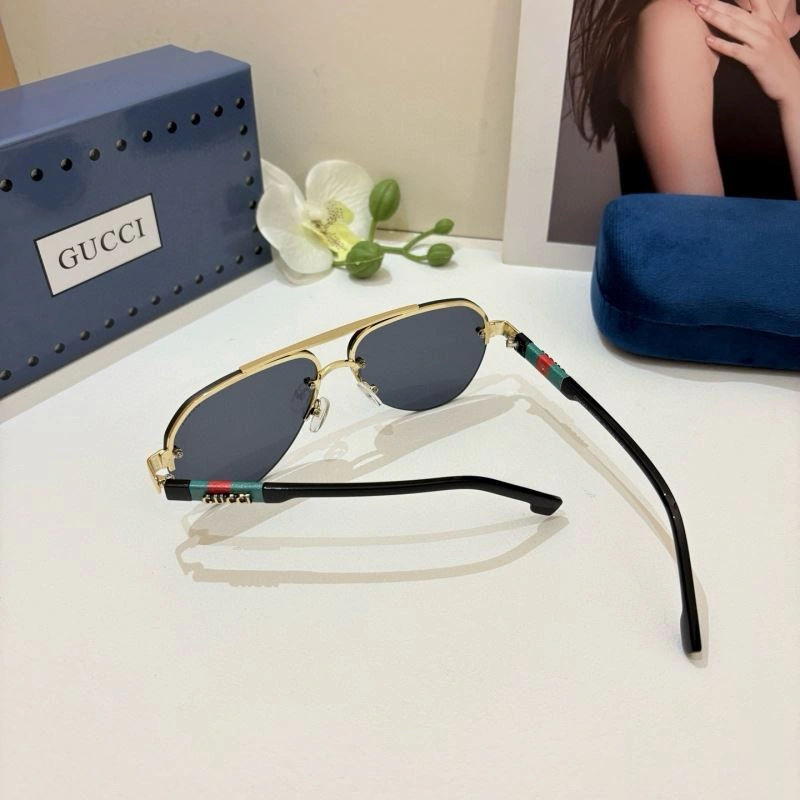 Gucci Sunglasses Breathable 279683