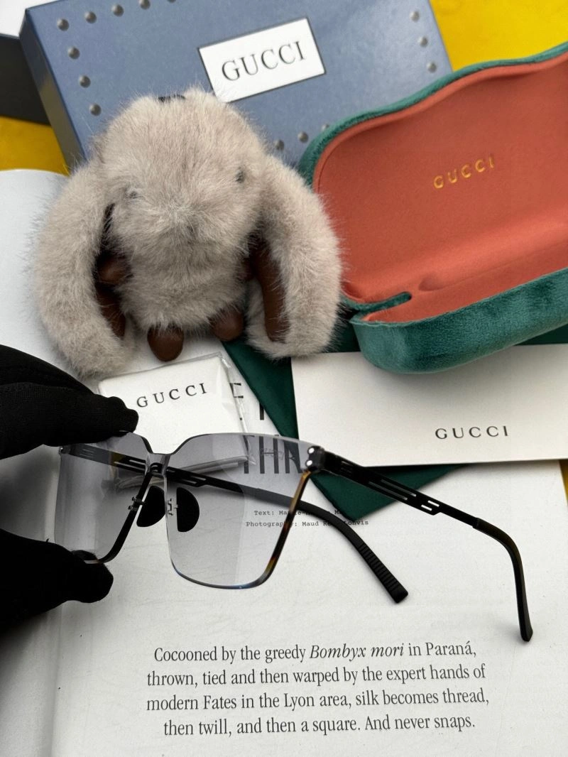 Soft Gucci Sunglasses 279695