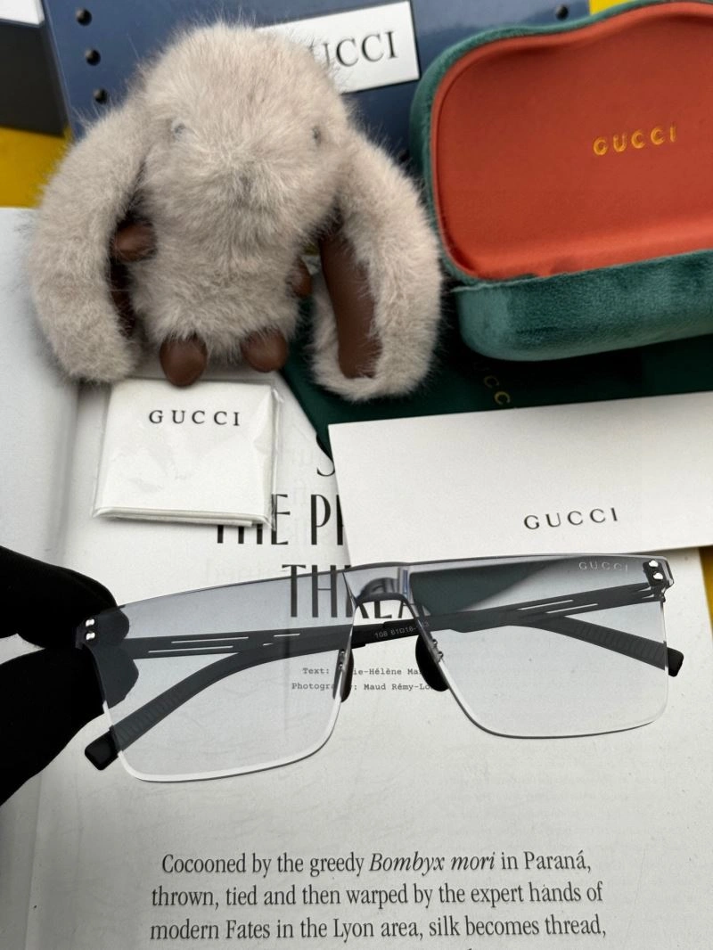 Neat Gucci Sunglasses 279698