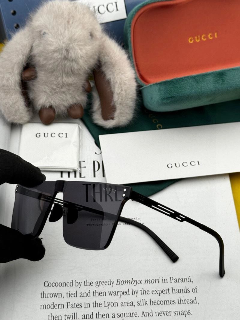 Neat Gucci Sunglasses 279698