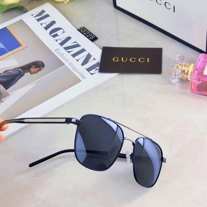 Gucci Sunglasses Practical 279677