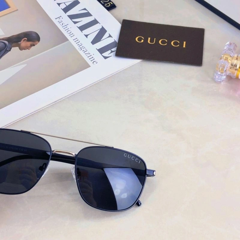 Gucci Sunglasses Practical 279677