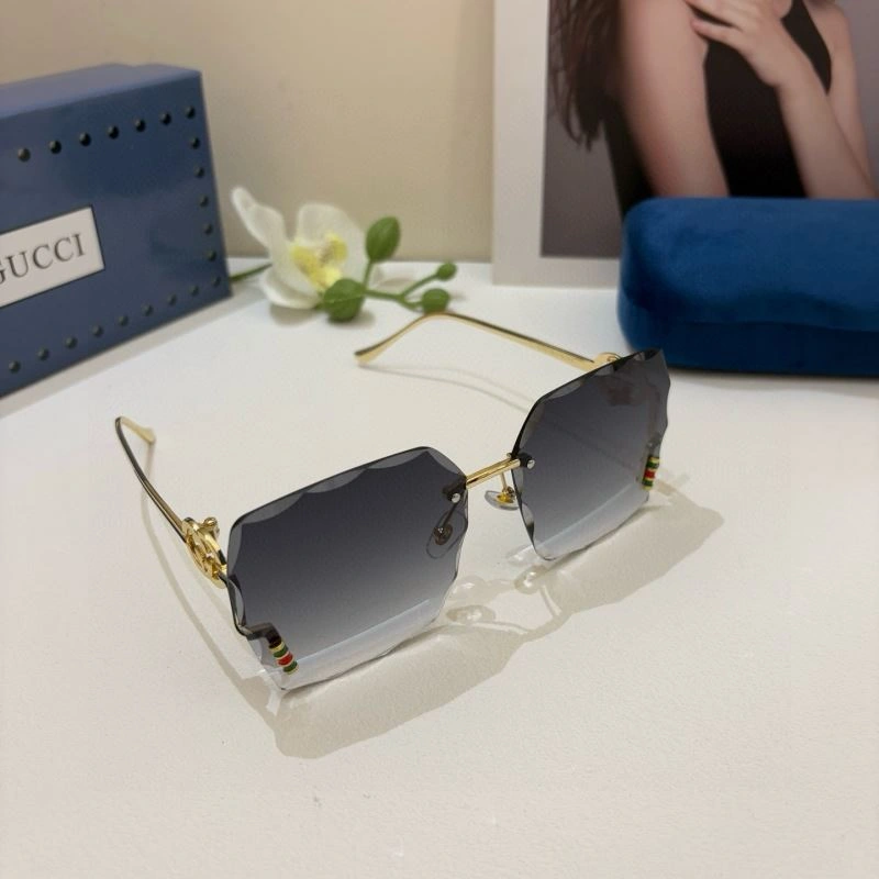 Gucci Sunglasses Vibrant 279672