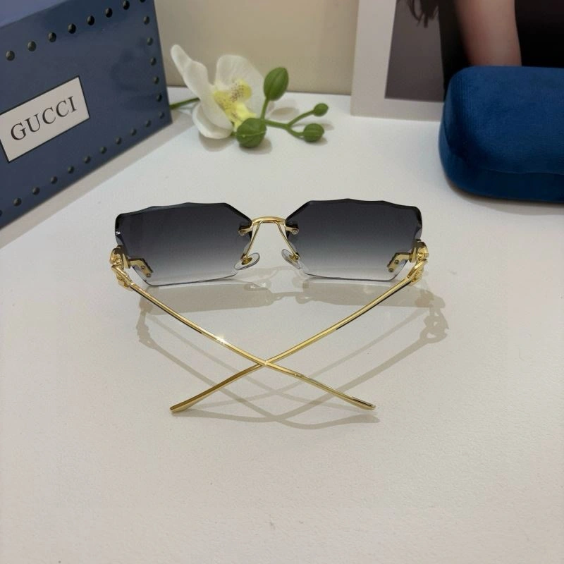 Gucci Sunglasses Vibrant 279672
