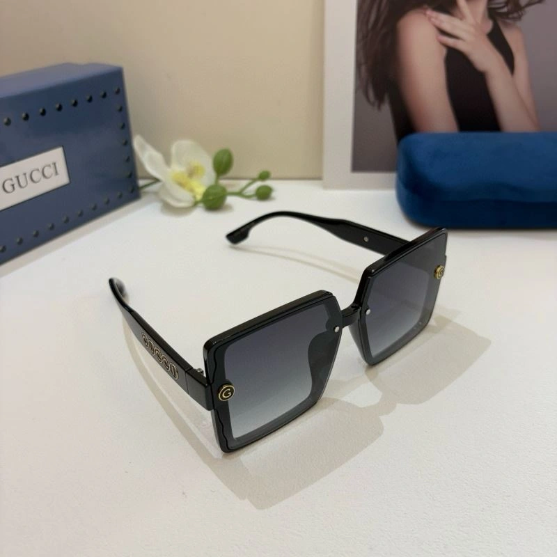 Gucci Sunglasses Refined 279676