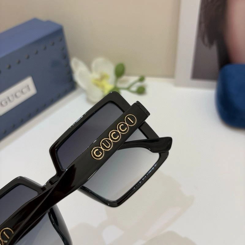 Gucci Sunglasses Refined 279676